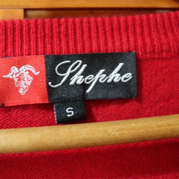 Shephe Vintage Red 100% Cashmere V-Neck Sweater Men’s small - Picture 10 of 12